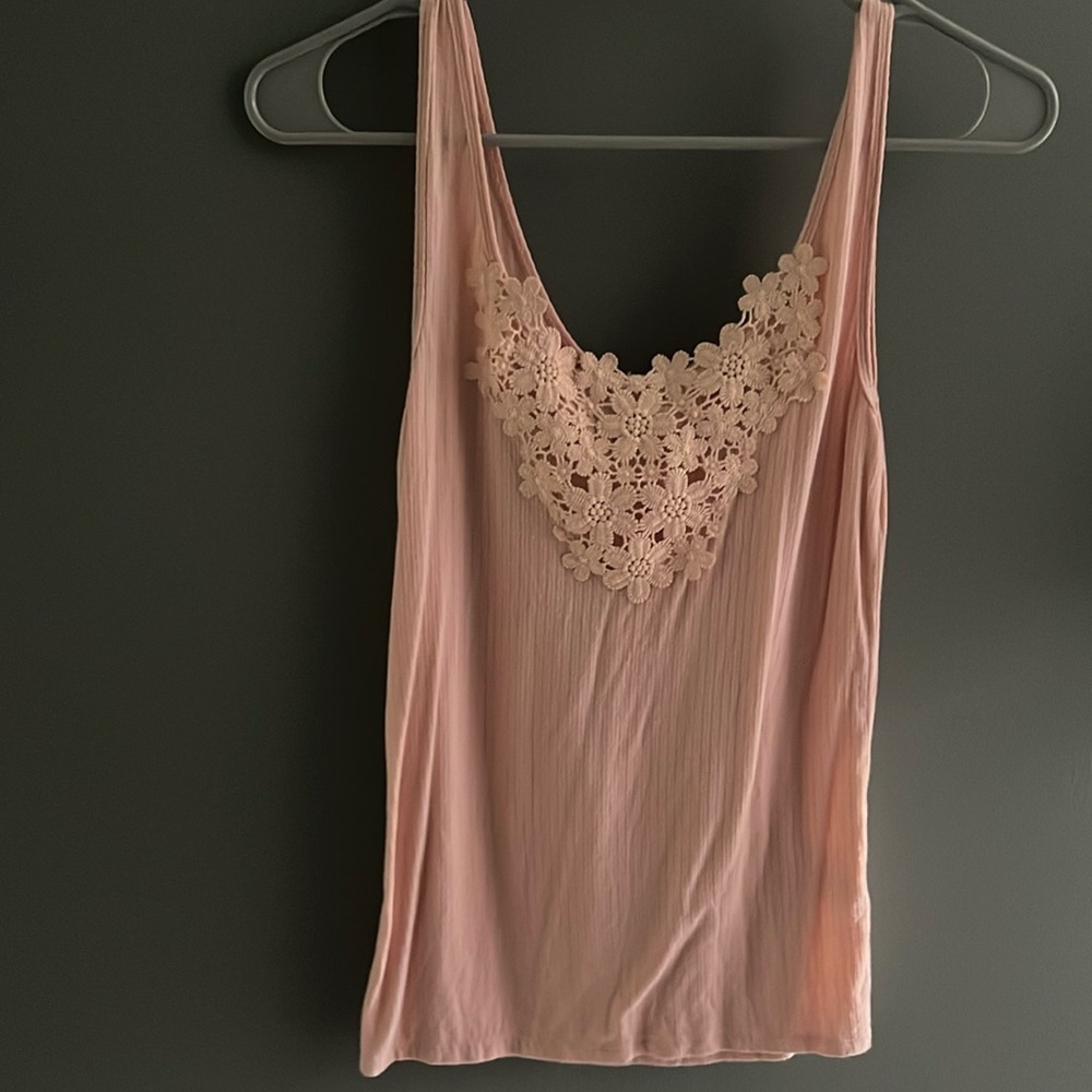 Pink tank top